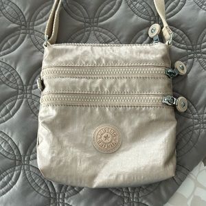 Kipling cross body bag